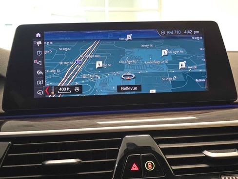 Used 2019 BMW 530e xDrive w/ Convenience Package AWD/4WD image 14