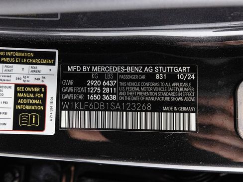 Used 2025 Mercedes-Benz E 53 AMG e 4MATIC Sedan w/ Multicontour Seating Package image 38