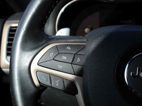 Used 2015 Jeep Grand Cherokee Laredo w/ Quick Order Package 23E image 17