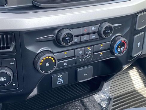 New 2025 Ford F550 4x4 Regular Cab Super Duty image 20