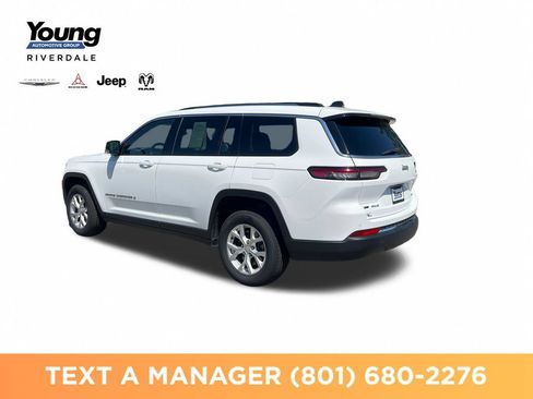 Used 2023 Jeep Grand Cherokee L Limited AWD/4WD image 3