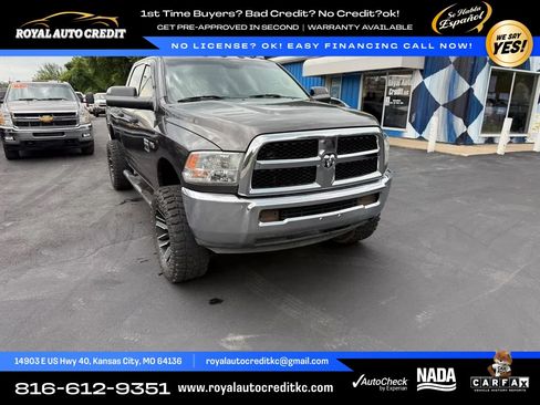 Used 2016 RAM 2500 Tradesman w/ Chrome Appearance Group AWD/4WD image 2