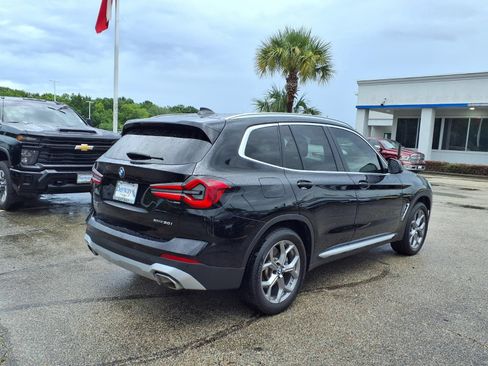 Used 2023 BMW X3 xDrive30i w/ Convenience Package AWD/4WD image 2