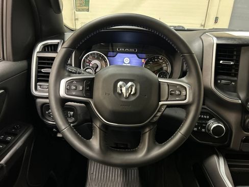 Used 2021 RAM 1500 Big Horn AWD/4WD image 17