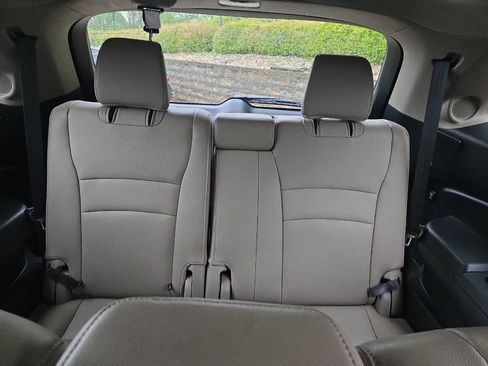 Used 2016 Honda Pilot Touring image 18