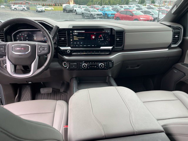 Used 2026 GMC Sierra 2500 SLT w/ SLT Premium Package AWD/4WD image 15