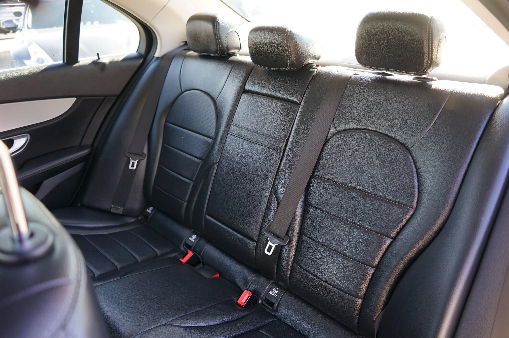 Used 2015 Mercedes-Benz C 300 4MATIC Sedan image 11