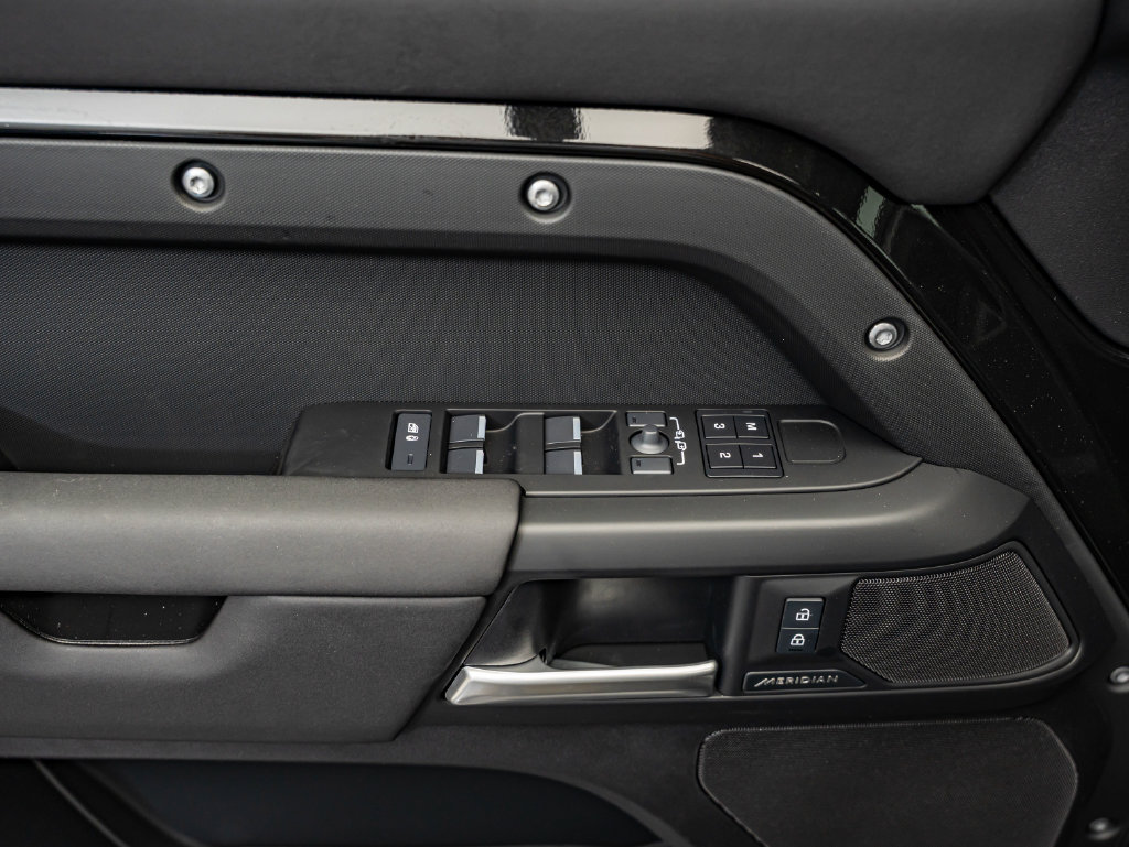 New 2026 Land Rover Defender 110 S AWD/4WD image 23