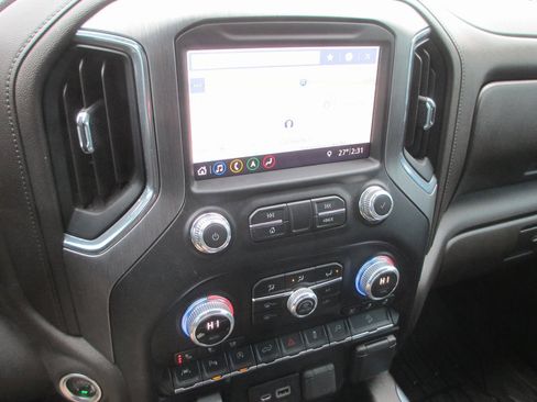 Used 2019 GMC Sierra 1500 Denali w/ Driver Alert Package II image 29