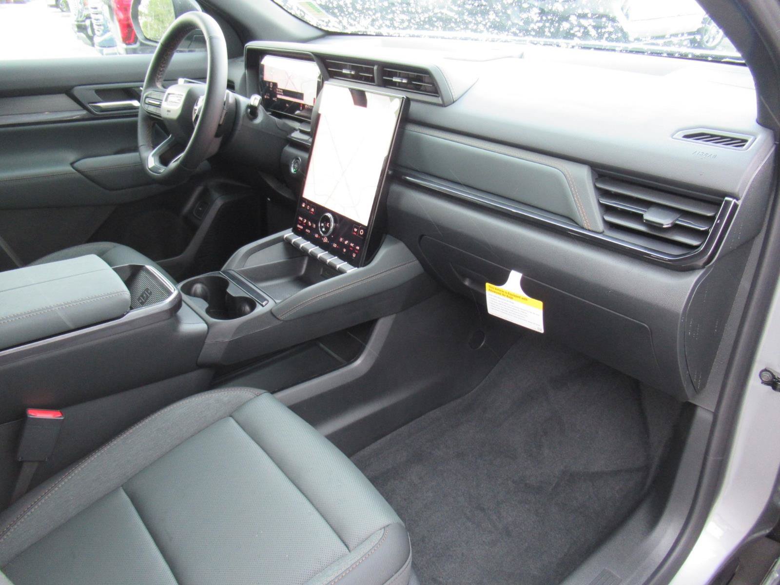 New 2027 GMC Terrain AT4 w/ Convenience Package III AWD/4WD image 11