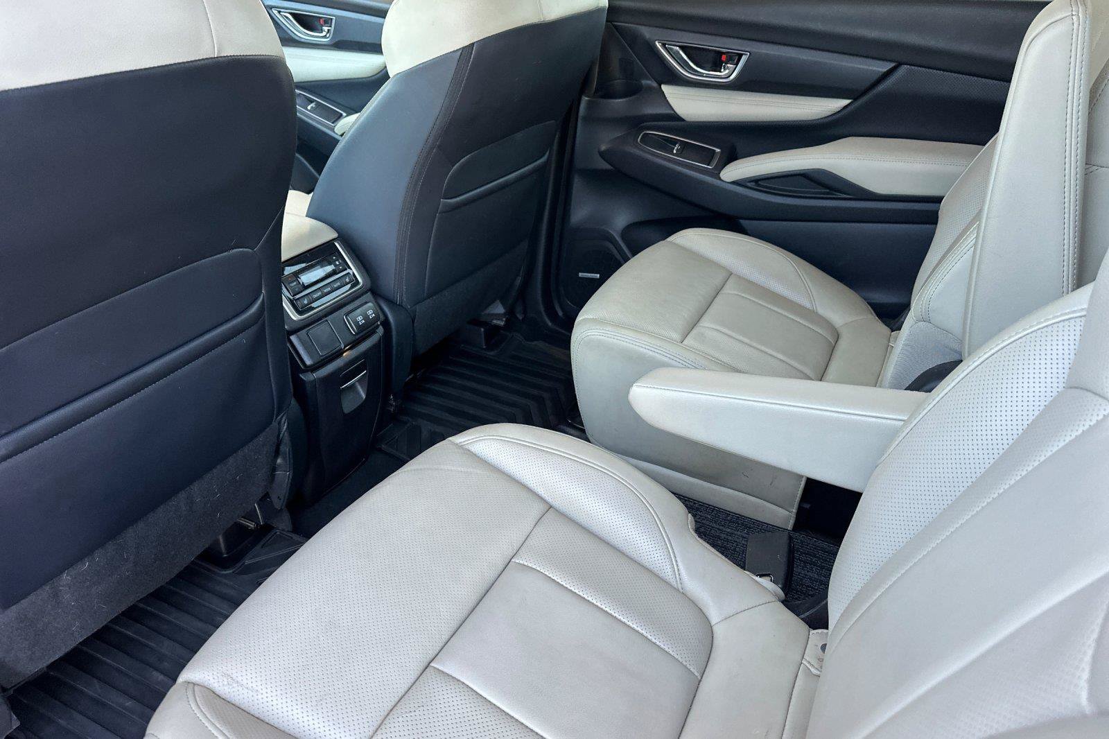 Used 2019 Subaru Ascent Limited AWD/4WD image 11