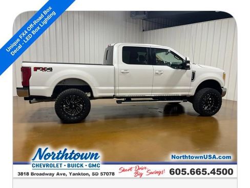 Used 2017 Ford F250 Lariat w/ Lariat Value Package image 7