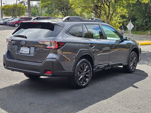 Certified 2025 Subaru Outback Onyx Edition AWD/4WD image 7