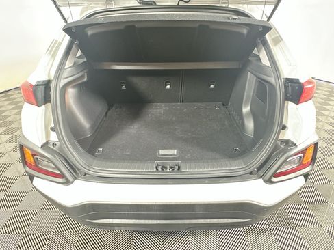 Used 2021 Hyundai Kona SE FWD image 30