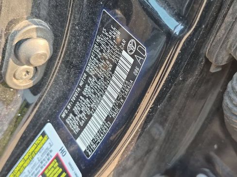 Used 2015 Toyota Corolla S FWD image 33