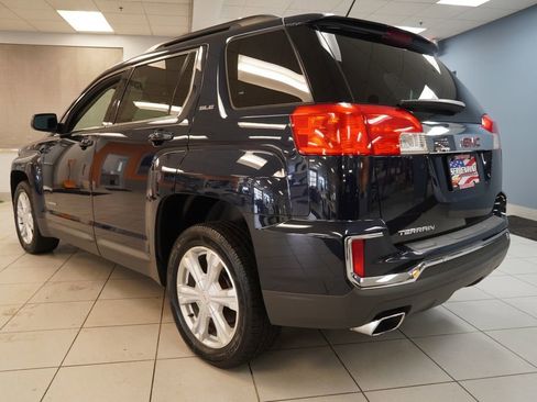 Used 2017 GMC Terrain SLE w/ Convenience Package image 3
