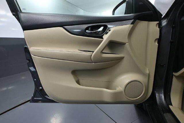 Used 2014 Nissan Rogue SL w/ SL Premium Package FWD image 17