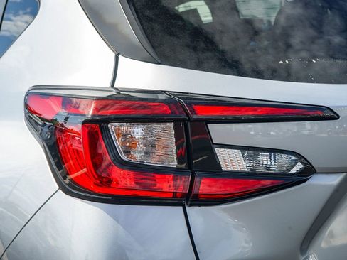 Certified 2024 Subaru Crosstrek 2.0i Premium image 9