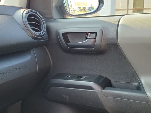 Used 2021 Toyota Tacoma SR w/ SX Package AWD/4WD image 27