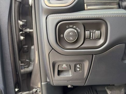 Used 2021 RAM 1500 Limited image 22