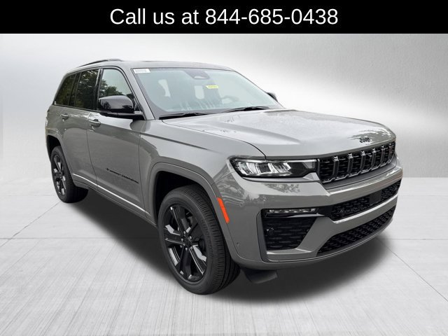 New 2027 Jeep Grand Cherokee Limited AWD/4WD image 3