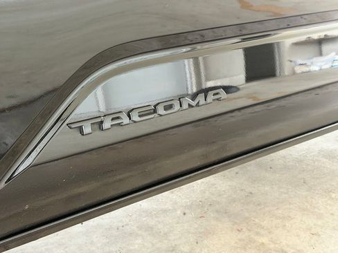 Used 2024 Toyota Tacoma TRD Sport RWD image 14