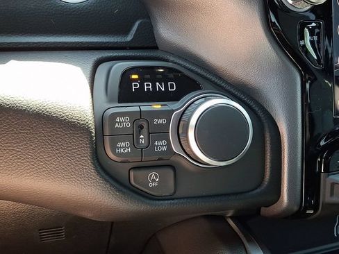 New 2026 RAM 1500 Big Horn AWD/4WD image 10