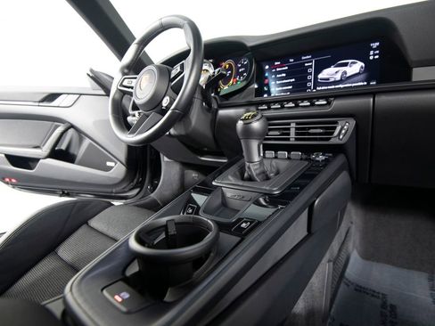 Certified 2022 Porsche 911 GT3 image 39