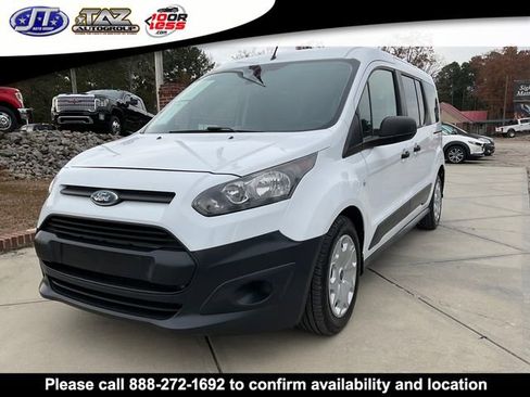 Used 2017 Ford Transit Connect XL image 3