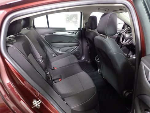 Used 2018 Buick Regal Preferred w/ Sights and Sounds Package FWD image 30