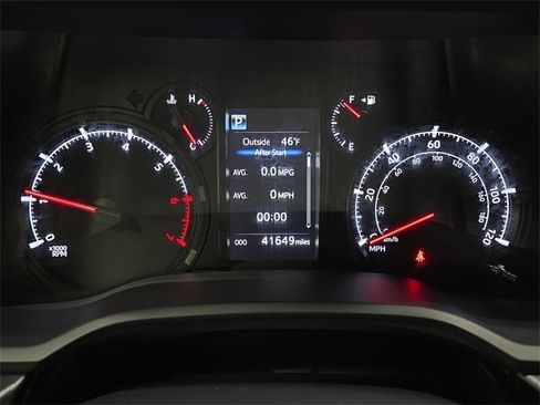 Certified 2024 Toyota 4Runner SR5 image 16