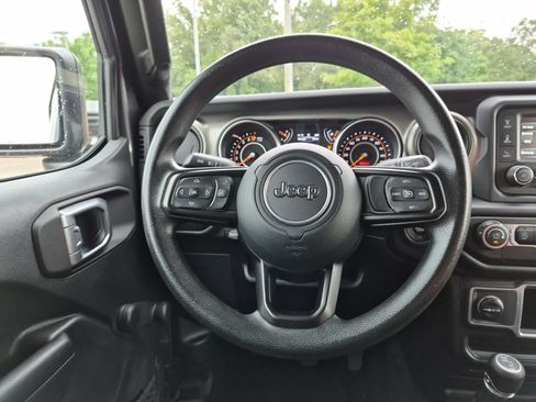 Used 2018 Jeep Wrangler Sport AWD/4WD image 21
