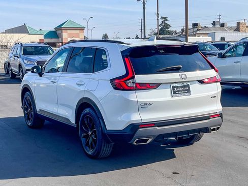 Used 2023 Honda CR-V Sport image 2