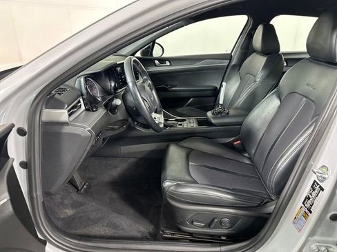 Used 2023 Kia K5 GT-Line image 11