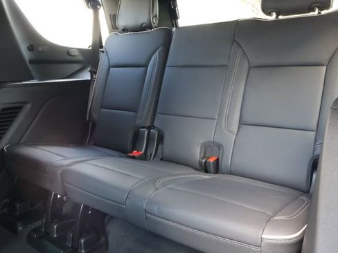 New 2026 GMC Yukon Elevation image 17