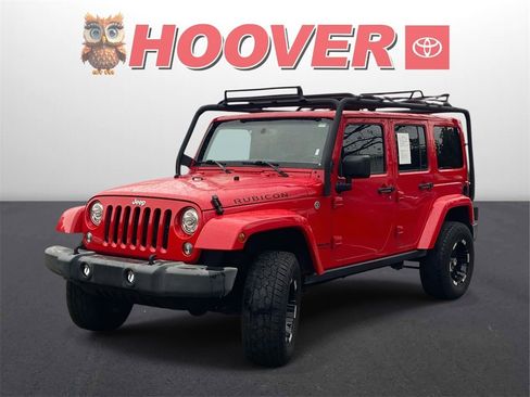 Used 2017 Jeep Wrangler Unlimited Rubicon w/ Connectivity Group image 6