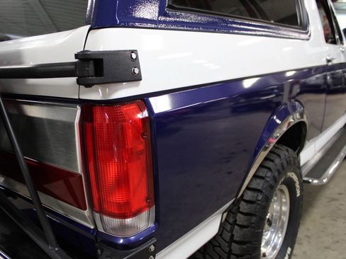 Used 1988 Ford Bronco AWD/4WD image 12
