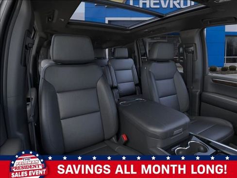 New 2026 Chevrolet Suburban Z71 image 16