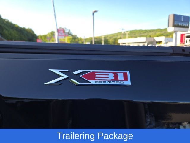 Used 2020 GMC Sierra 1500 SLT w/ SLT Premium Plus Package AWD/4WD image 12