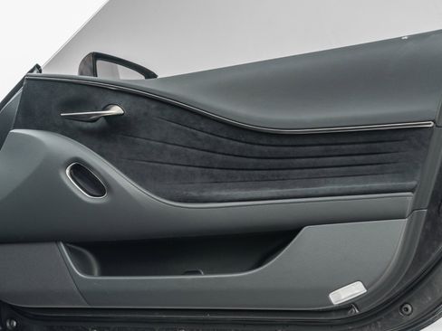 Used 2025 Lexus LC 500 Coupe w/ Touring Package image 37