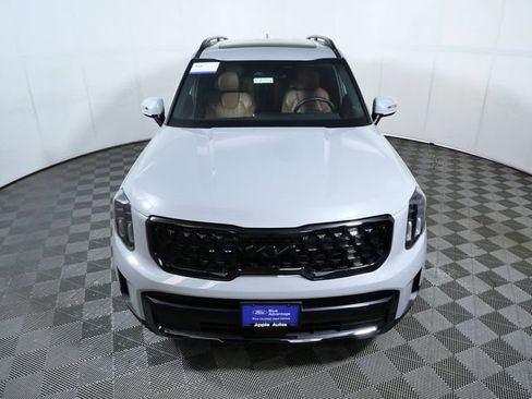 Used 2025 Kia Telluride EX X-Line AWD/4WD image 3