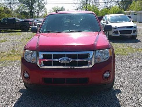 Used 2009 Ford Escape XLT FWD image 2