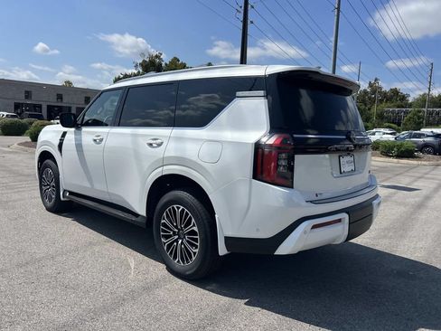 New 2026 Nissan Armada SL w/ Captain's Chari Seat Package AWD/4WD image 5