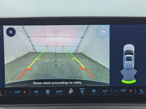 Used 2024 Lincoln Corsair AWD image 39