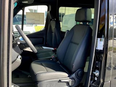 New 2025 Mercedes-Benz Sprinter 2500 image 9