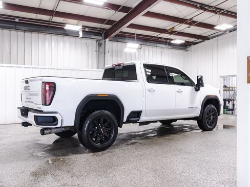 Used 2026 GMC Sierra 2500 AT4 AWD/4WD image 6