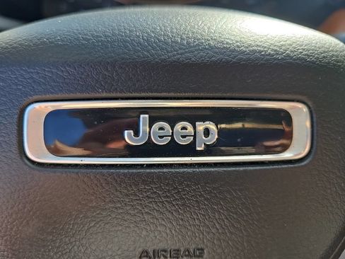 Used 2022 Jeep Compass Limited AWD/4WD image 91