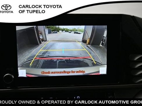 Used 2025 Toyota Camry SE w/ Convenience Package FWD image 13