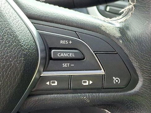 Used 2017 INFINITI Q60 2.0t w/ Moonroof Package image 21