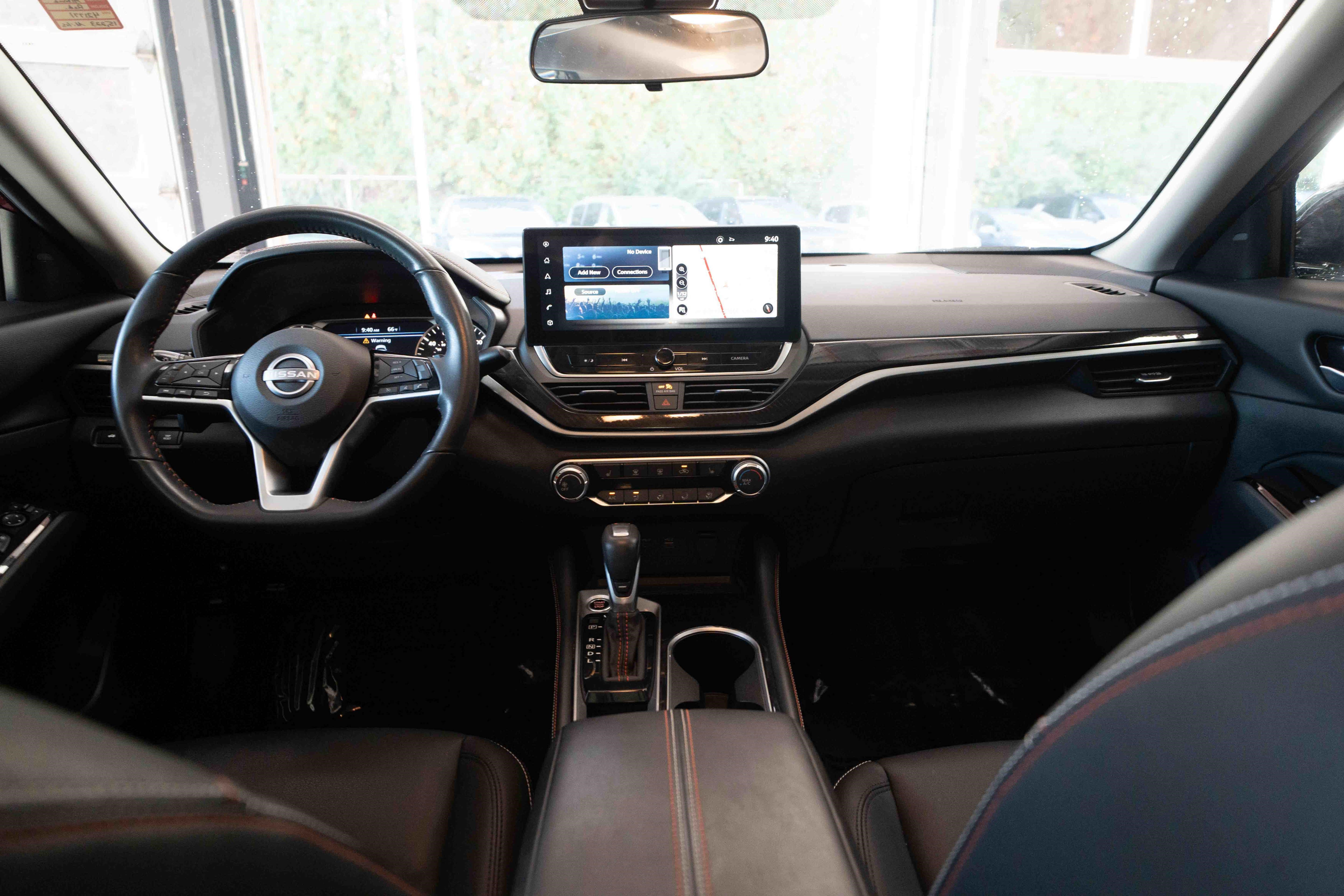 Used 2024 Nissan Altima 2.5 SR w/ SR Premium Package FWD image 20